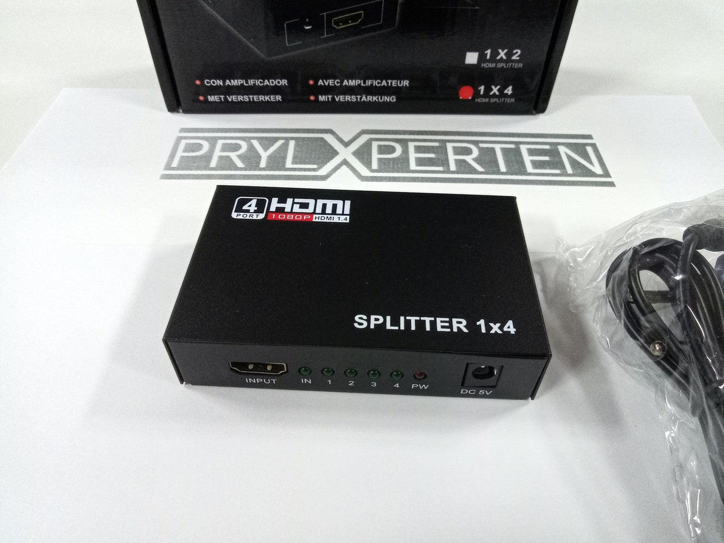 HDMI Splitter 1x4 (4 utgångar) med stöd för 3D - HDCP v1.4 Generic