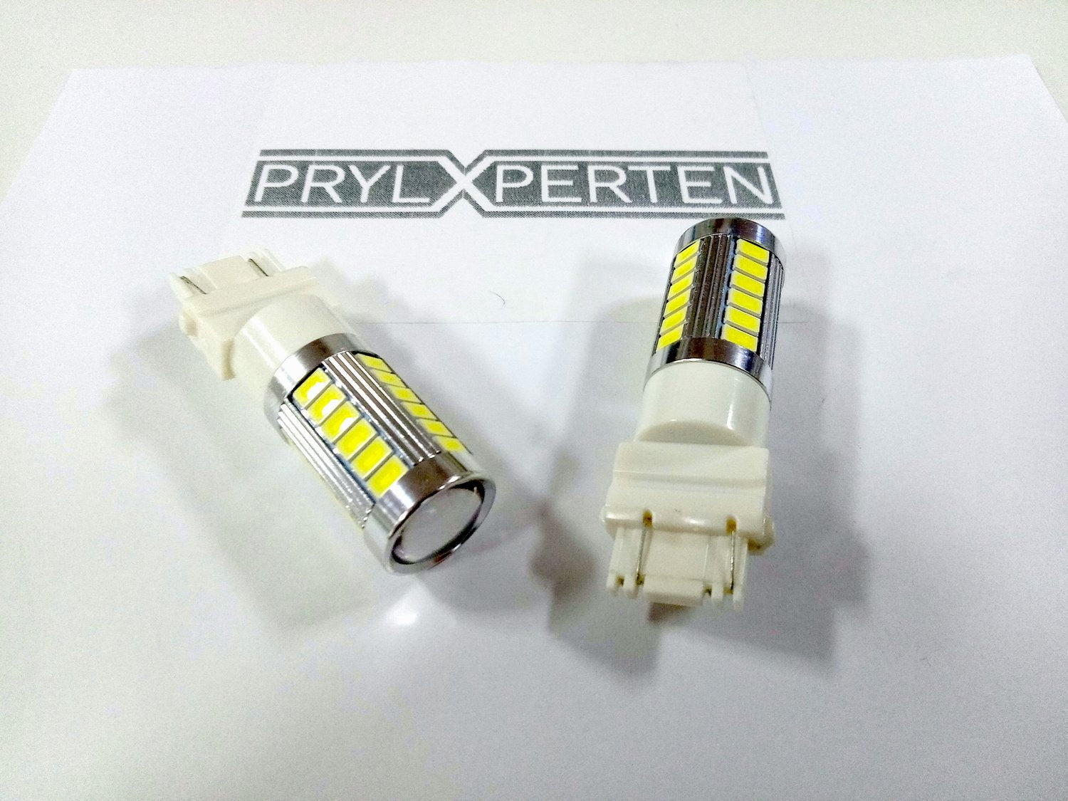 2x 3157 P27/7W T25 33st smd 5730 Generic
