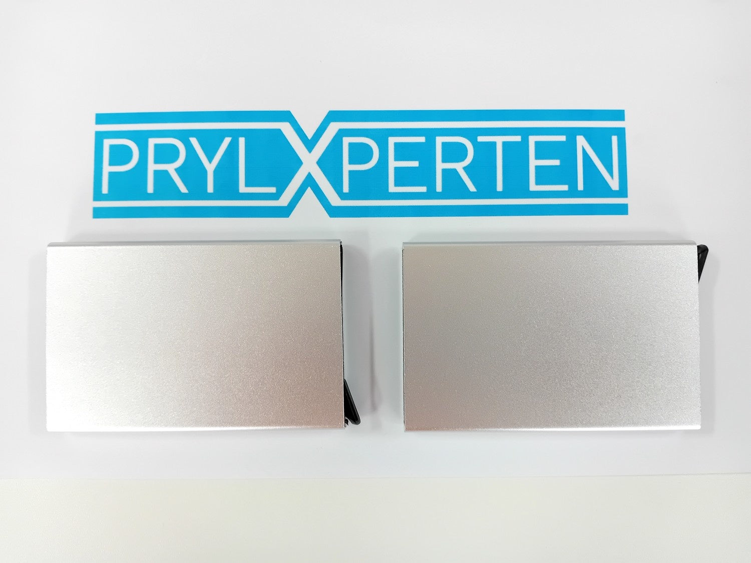 2x Silver korthållare skjuter Fram 5 kort - RFID säker Generic
