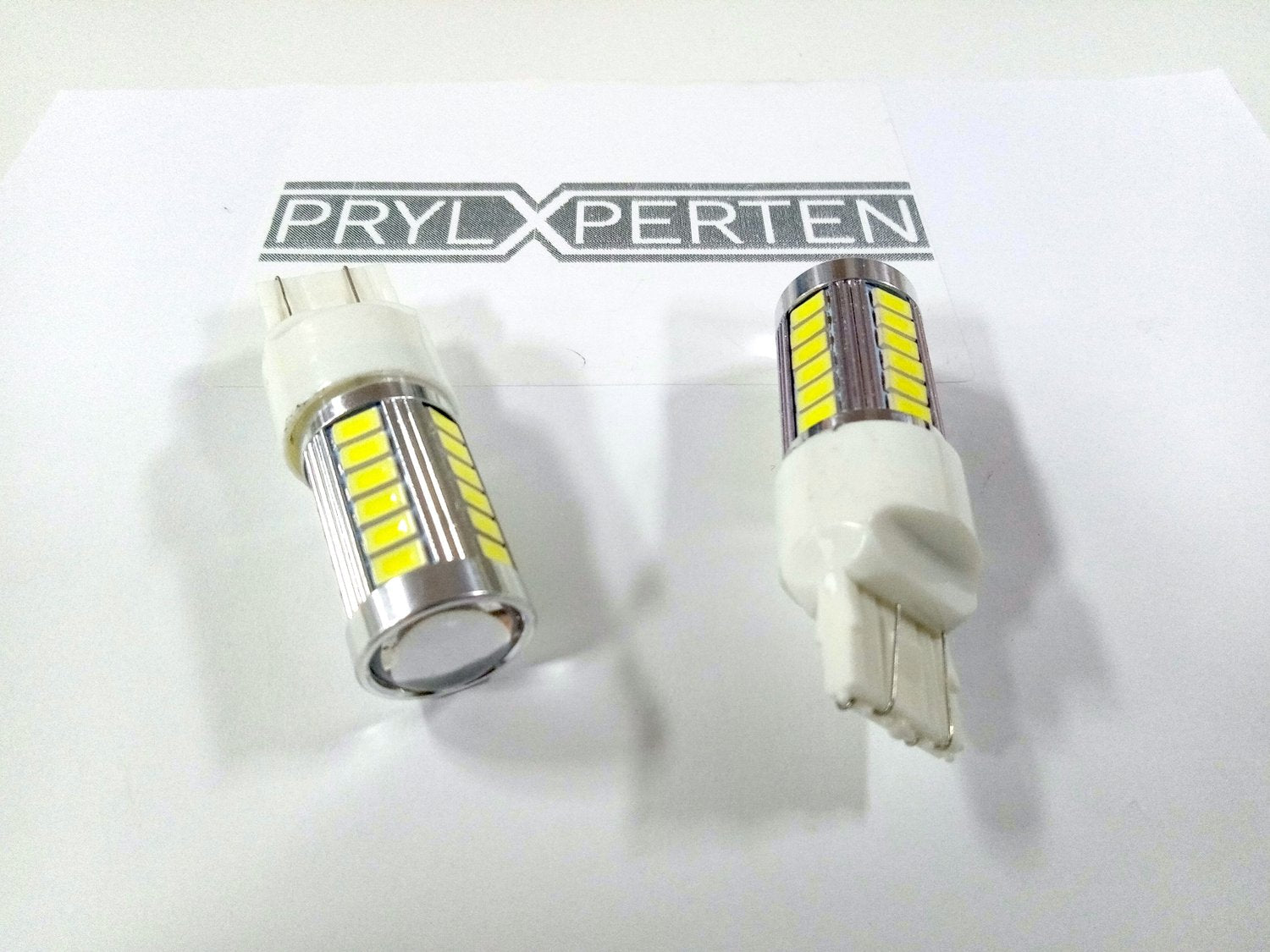 2x 7443 W21W T20 33st smd 5730 Vit Generic