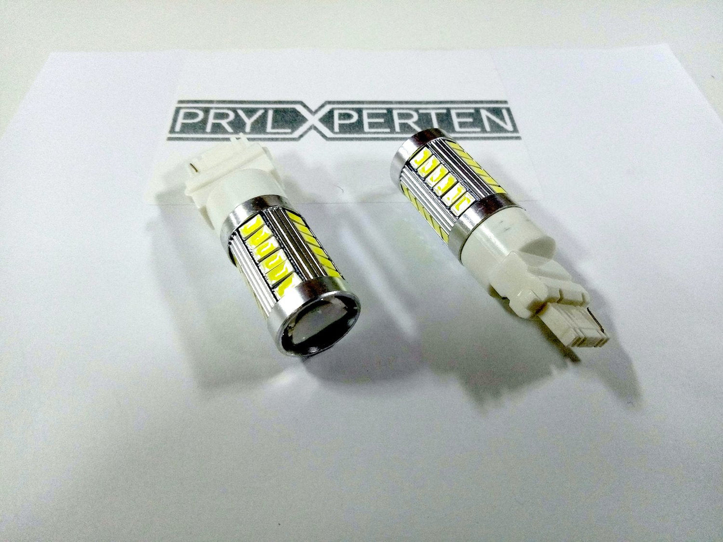 2x 3156 P27W T25 33st smd 5730 Generic