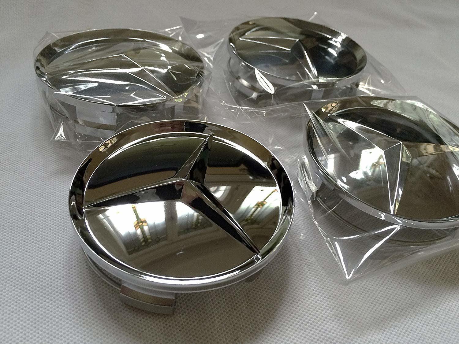 MB06 - 75MM 4-pack Centrumkåpor Mercedes Benz Generic